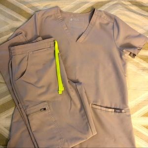 Figs scrub set in Slate